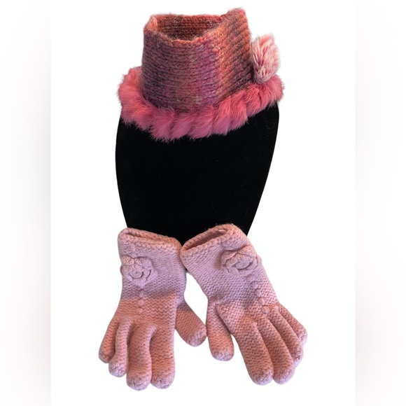 Candies Pink Rosette Head/Neck scarf with Berkshire Fashion Knit Rosette Gloves - Picture 7 of 8